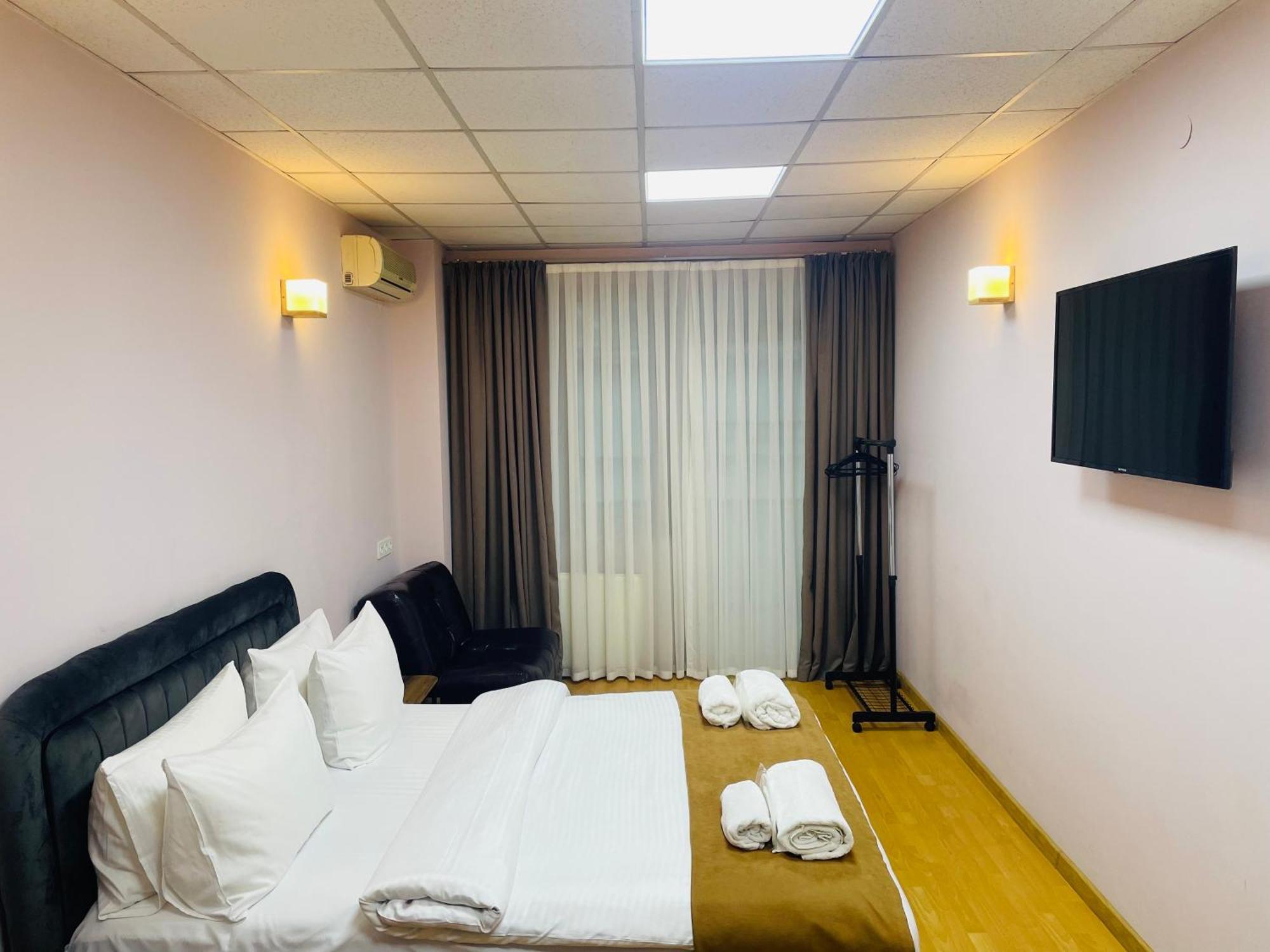 Hotel Four Seasons Tbilisi Bagian luar foto