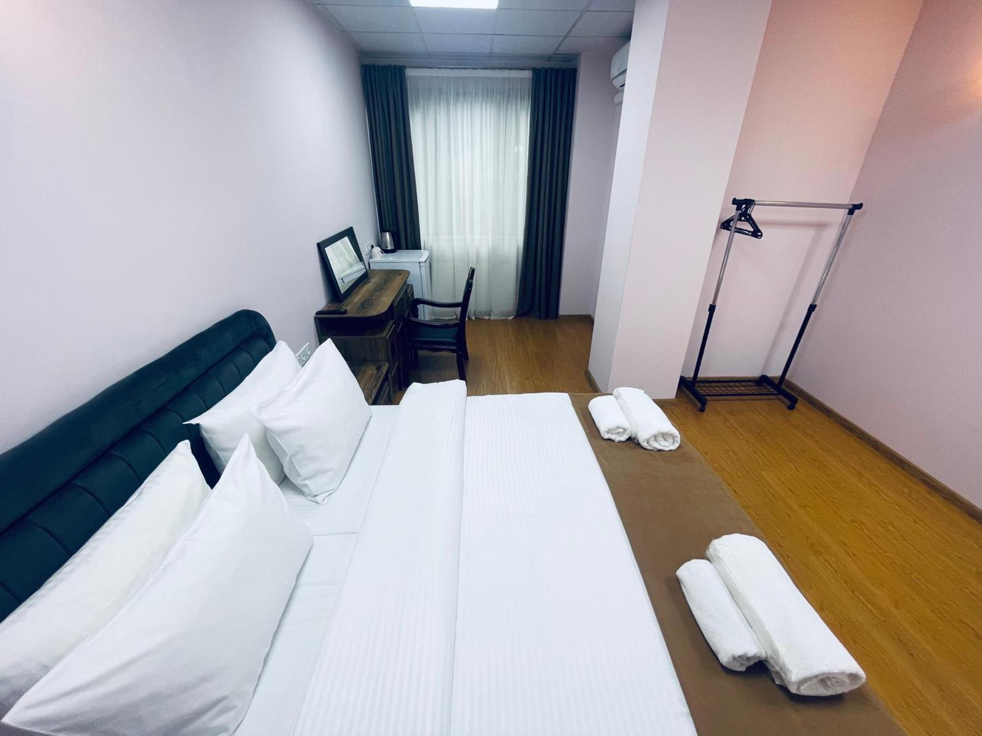 Hotel Four Seasons Tbilisi Bagian luar foto