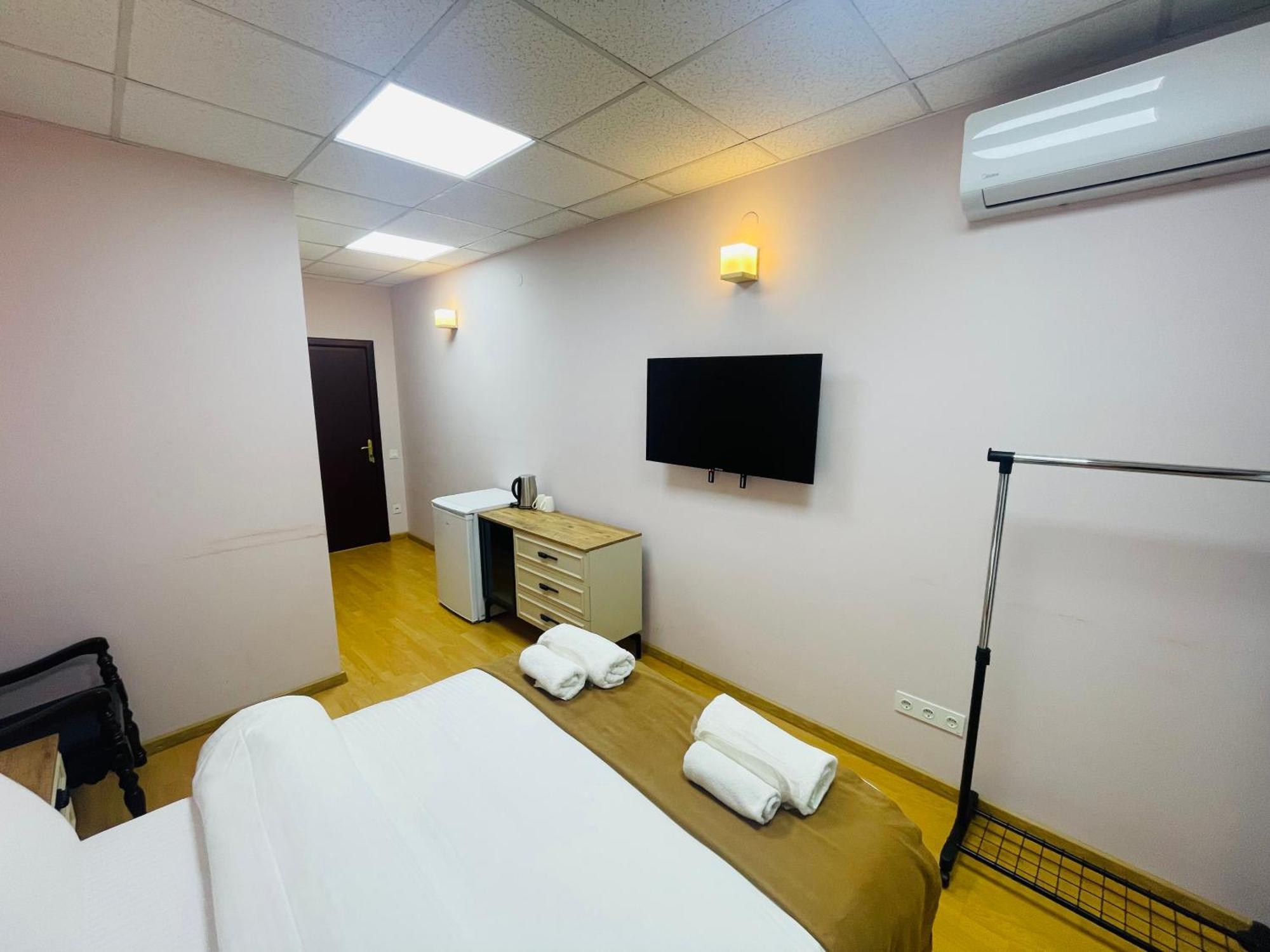 Hotel Four Seasons Tbilisi Bagian luar foto