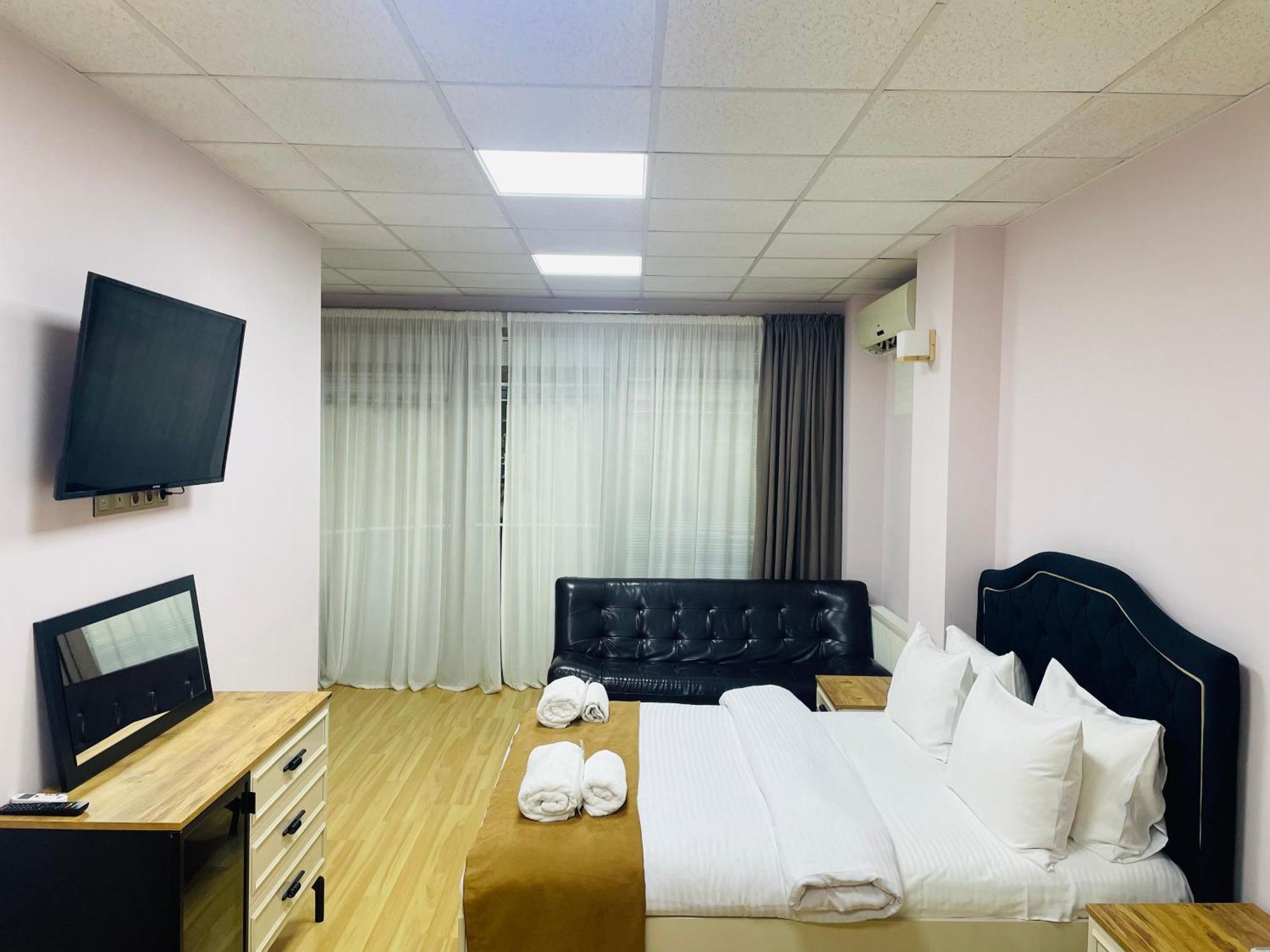 Hotel Four Seasons Tbilisi Bagian luar foto